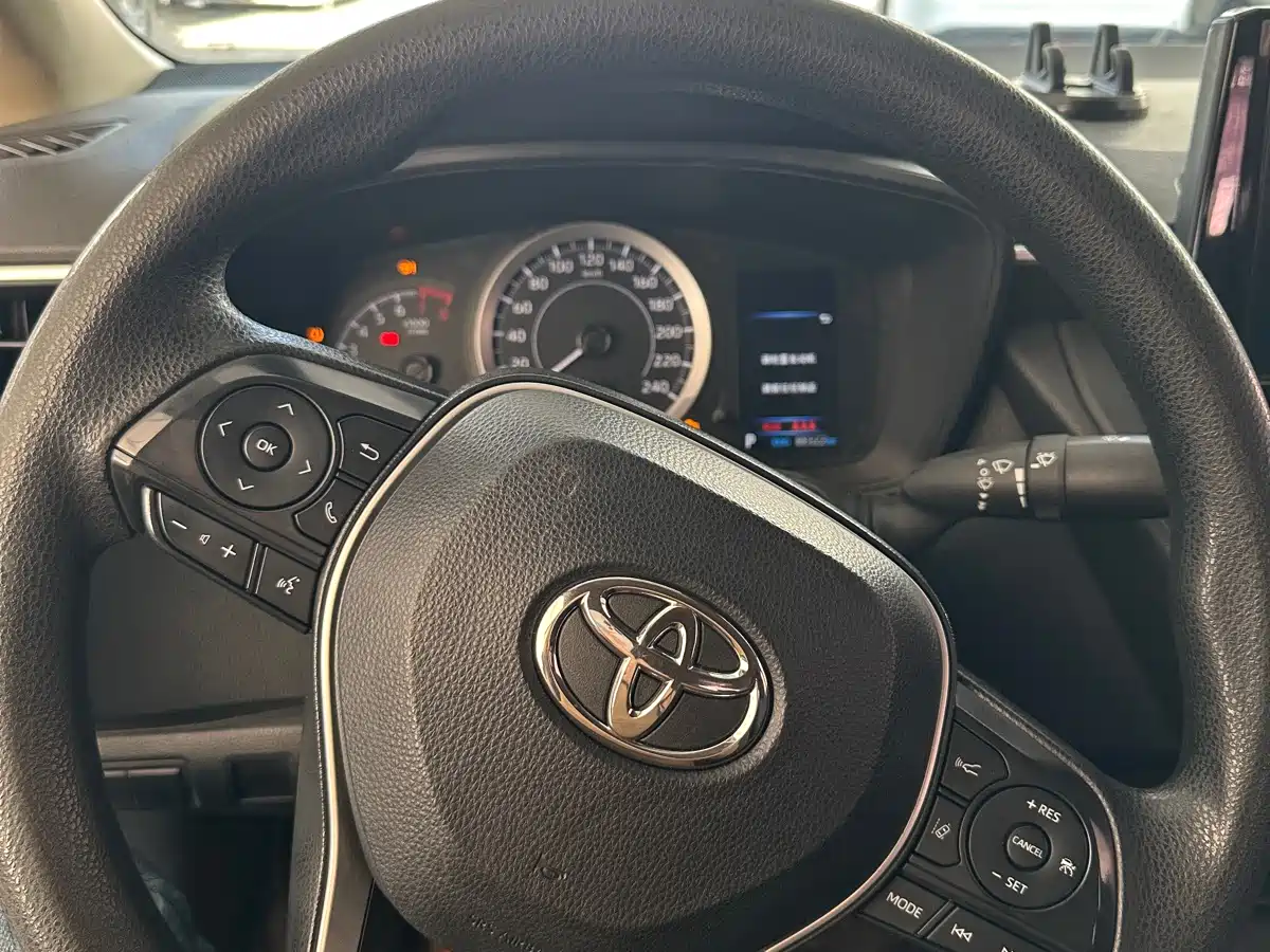 Toyota Corolla 2021 TNGA 1.5L CVT Pioneer Edition фото 17