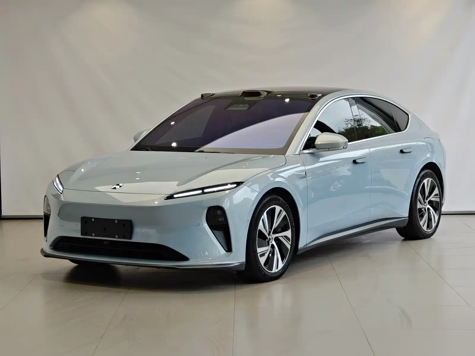 Фото 1 - NIO ET5