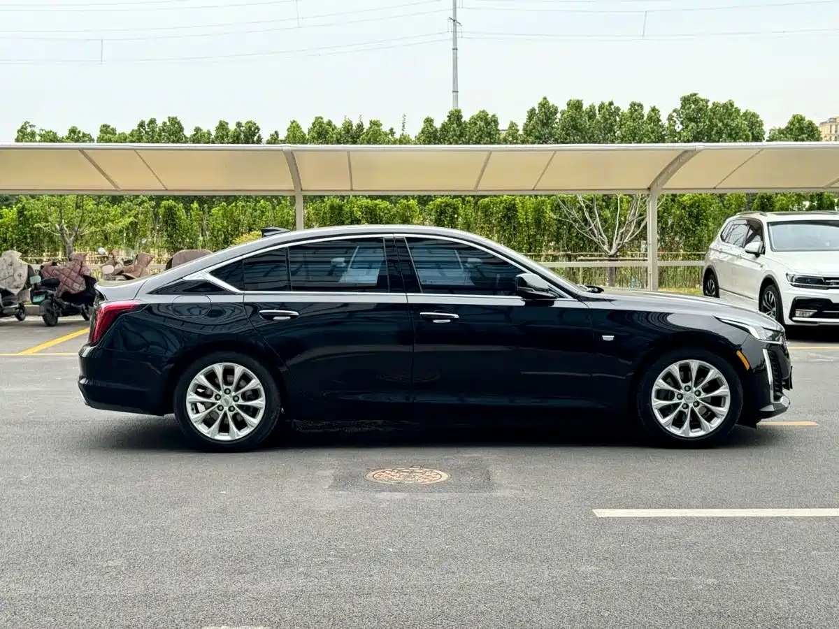 CADILLAC CT5