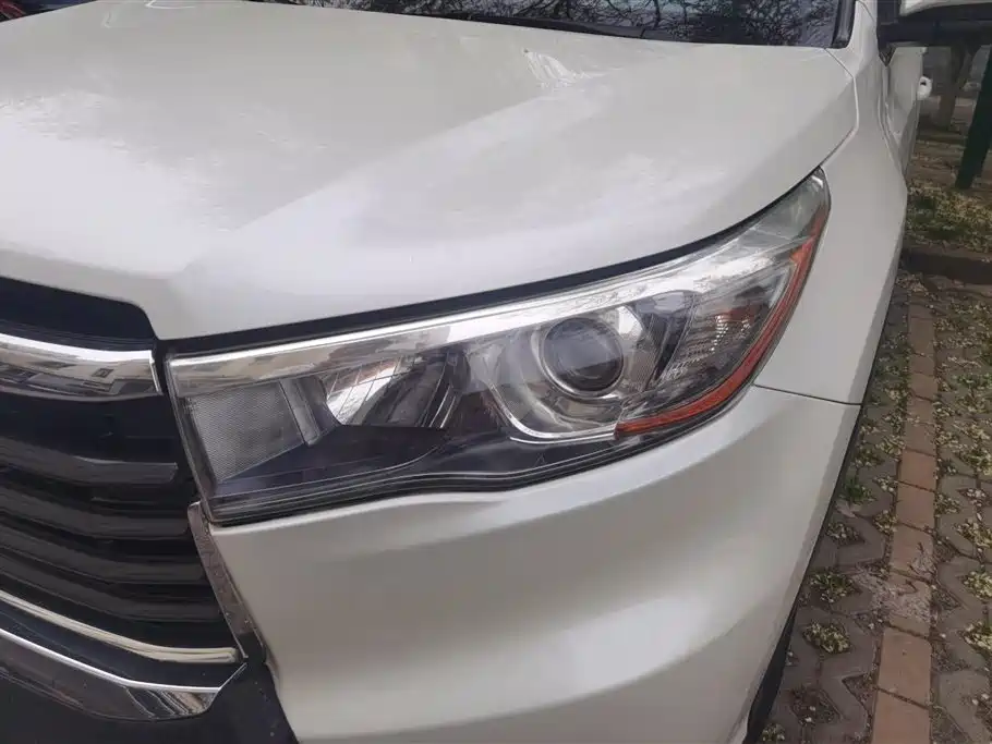 Toyota Highlander 2015 2.0T AWD Luxury Edition 7-seater фото 5