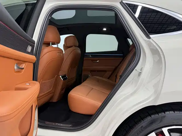 AITO Wenjie AITO M5 2025 2025 Extended Range Ultra AWD