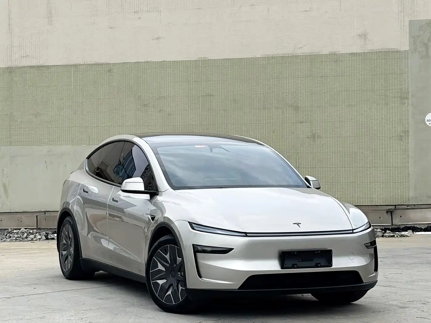 Tesla Model Y L 2025 2025 Facelift Long Range AWD