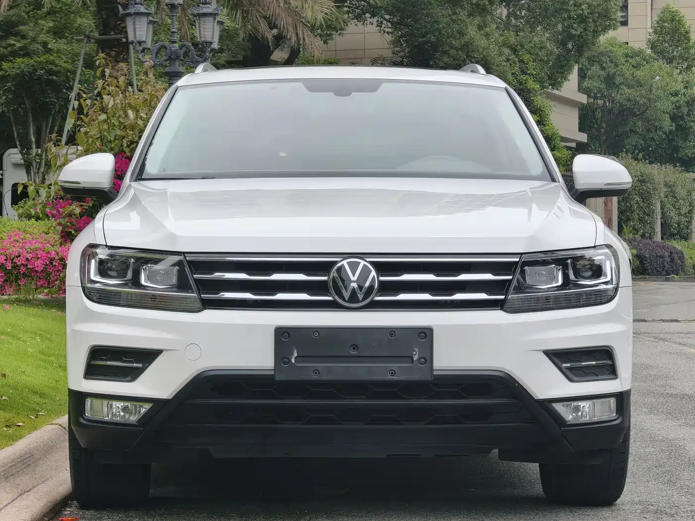 Volkswagen Tiguan L 2021 330TSI Automatic 2WD Smart фото 2