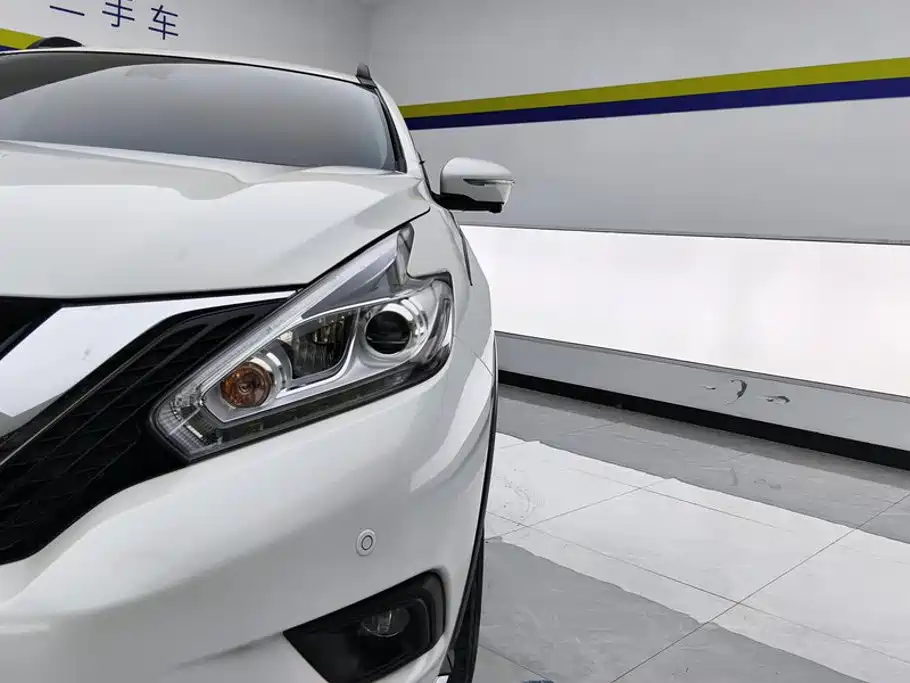 Nissan Murano 2023 2021 2.5L XL 2WD Intelligent Luxury Edition