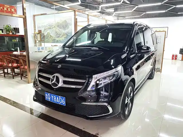 MERCEDES-BENZ V CLASS