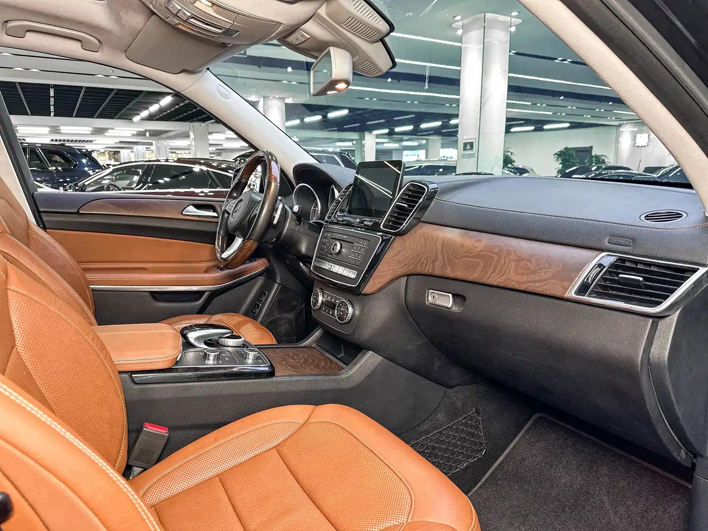 Mercedes-Benz GLS 2016 GLS 500 4MATIC фото 20