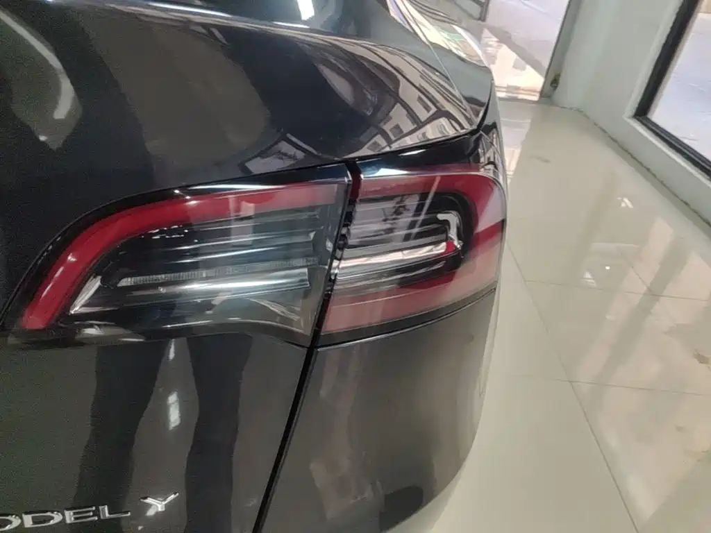 Tesla Model Y 2026 2024 Rear-Wheel Drive Version