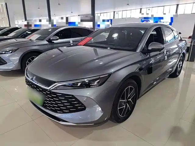  BYD Qin L 2025 DM-i Smart Drive Edition 120KM Surpassing