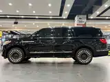 Фото 3 - Lincoln Navigator