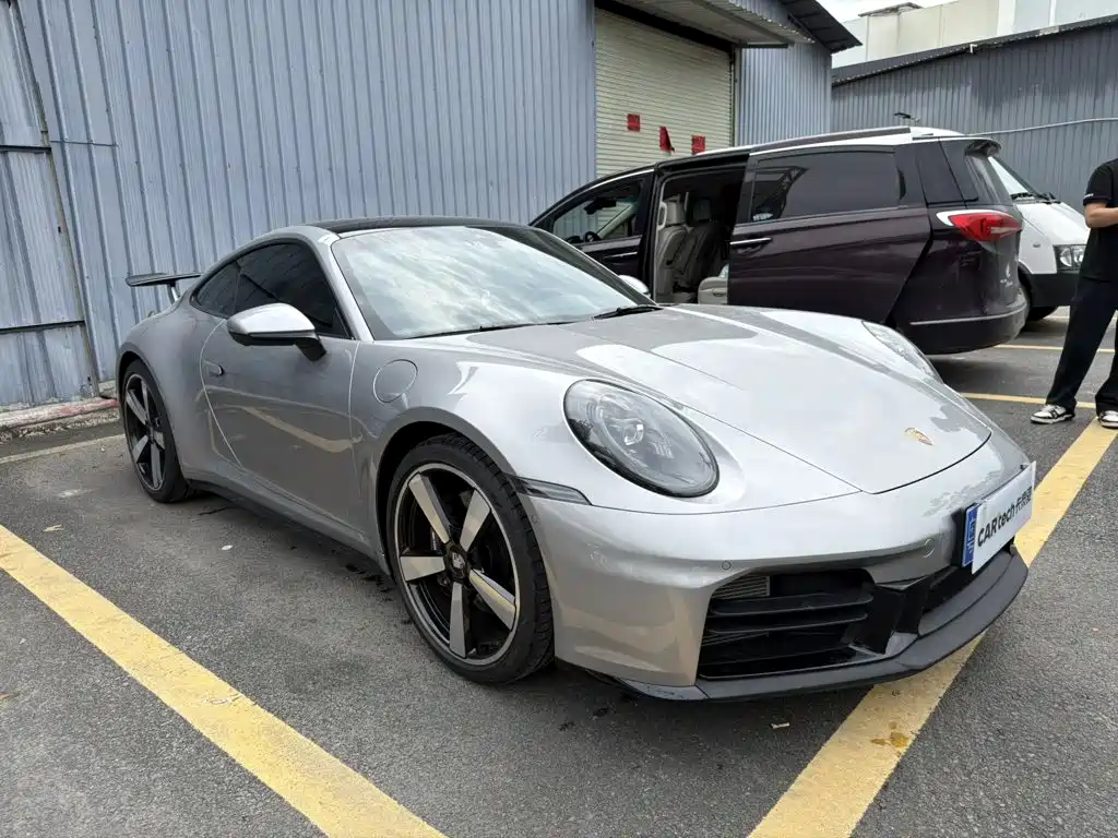 2026 Porsche 911