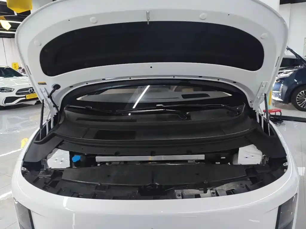 Li Auto Li i8 2025 2025 Standard Edition