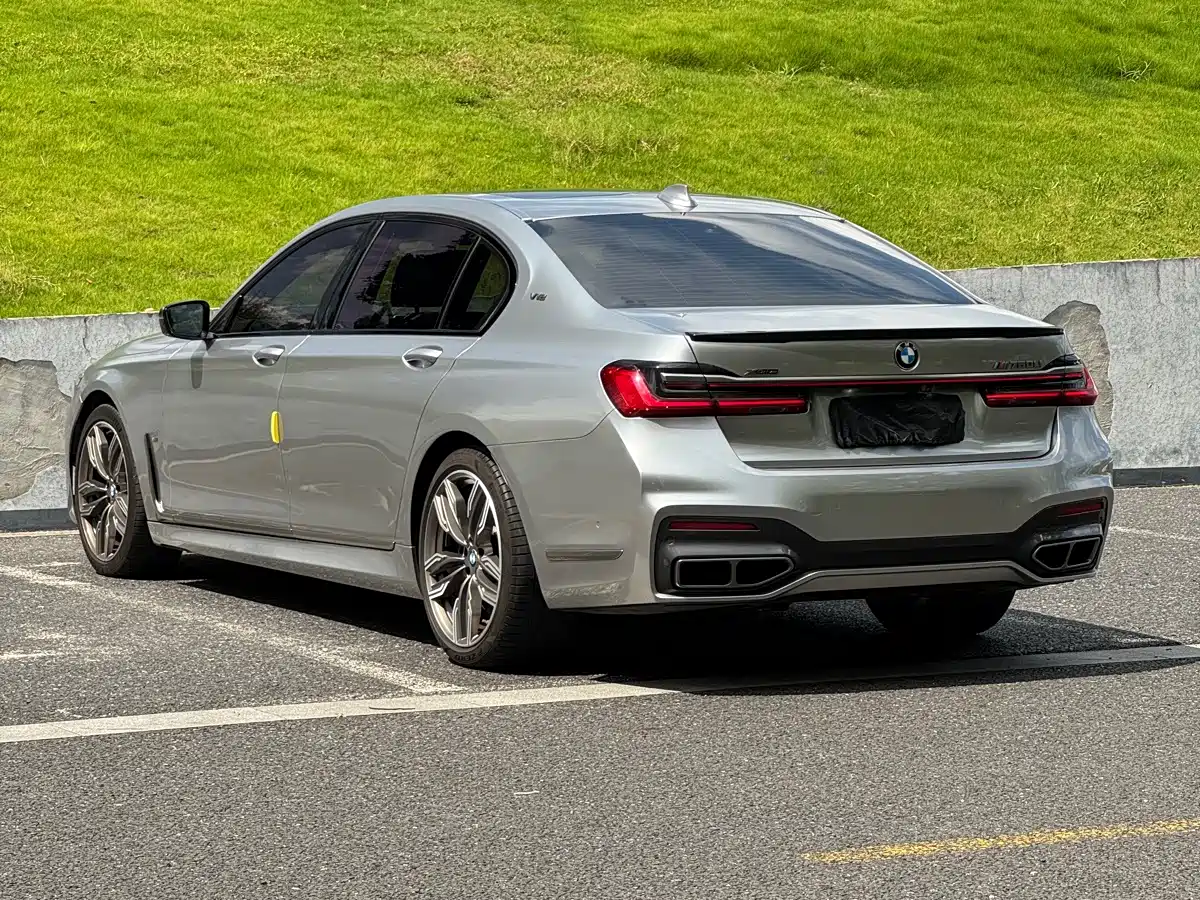 BMW 7 Series 2021 2021 M760Li xDrive V12 Shadow Flash Special Edition