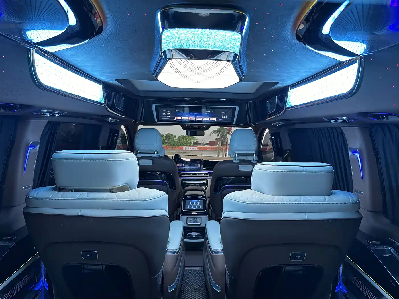 Mansory V-Class 2026 2025 MV680 Family Series