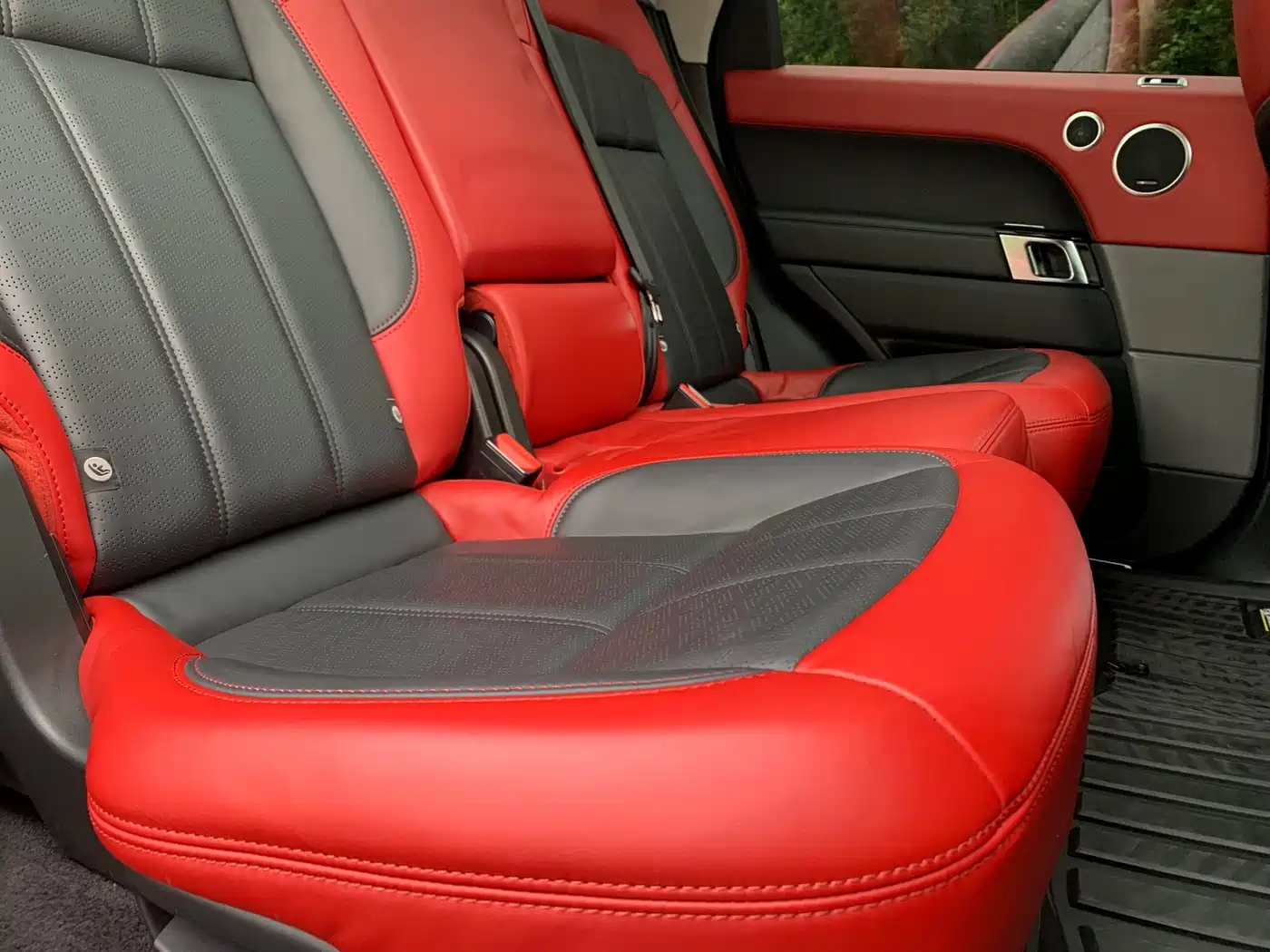 Land Rover Range Rover Sport 2018 3.0 SC V6 Fashion Genesis DYNAMIC фото 16