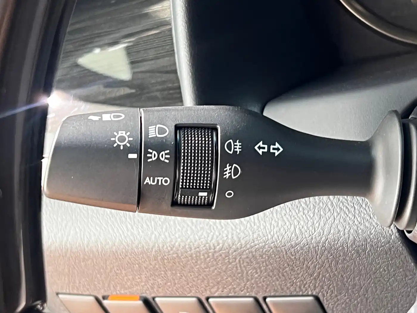 Фото 20 - Lexus LM
