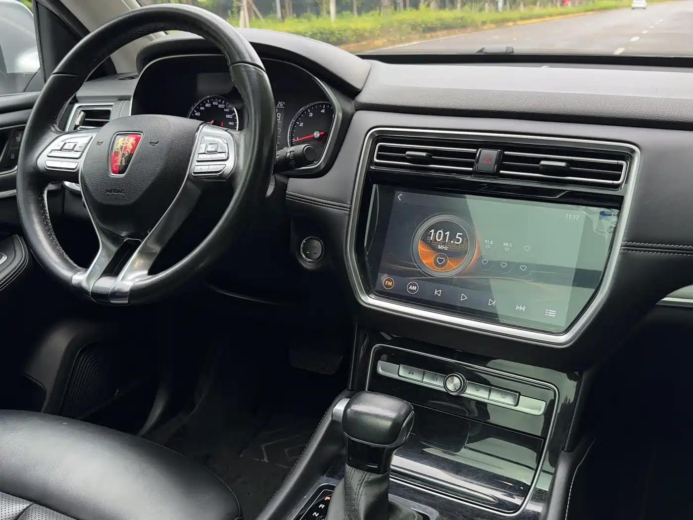 Roewe RX8 2019 2018 30T 2WD Flagship Edition