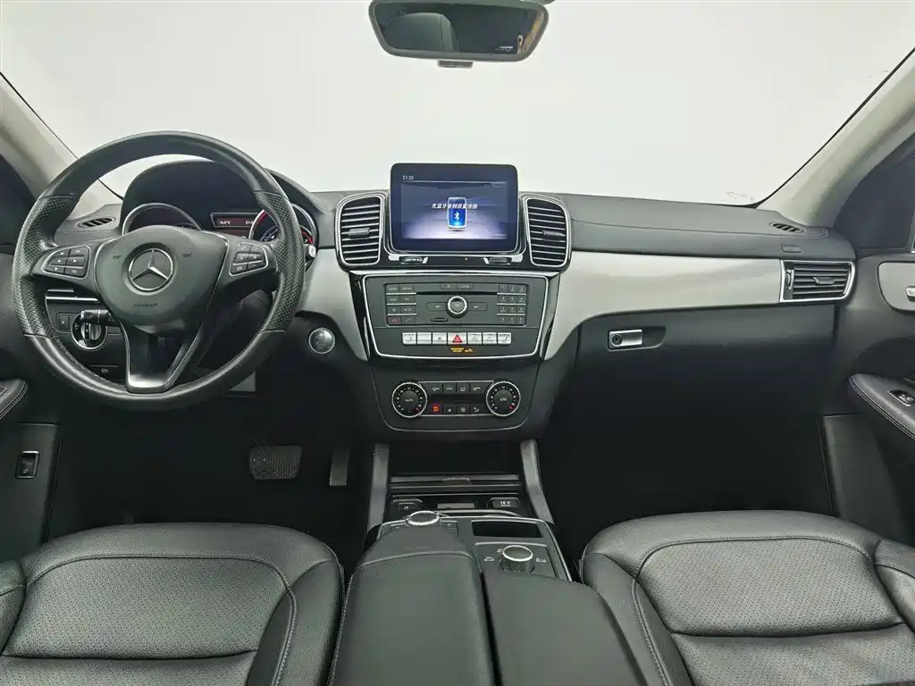 Mercedes-Benz GLE Coupe 2018 GLE 320 4MATIC Coupe SUV фото 5