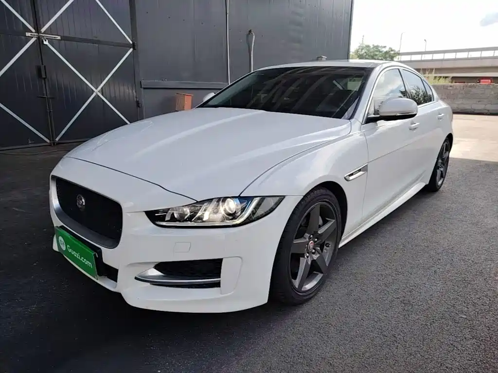Jaguar XE 2015 2015 2.0T 200PS R-Sport