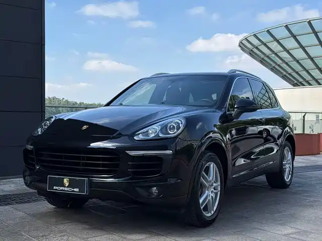Porsche Cayenne 2016 Cayenne Platinum Edition 3.0T — фото 1