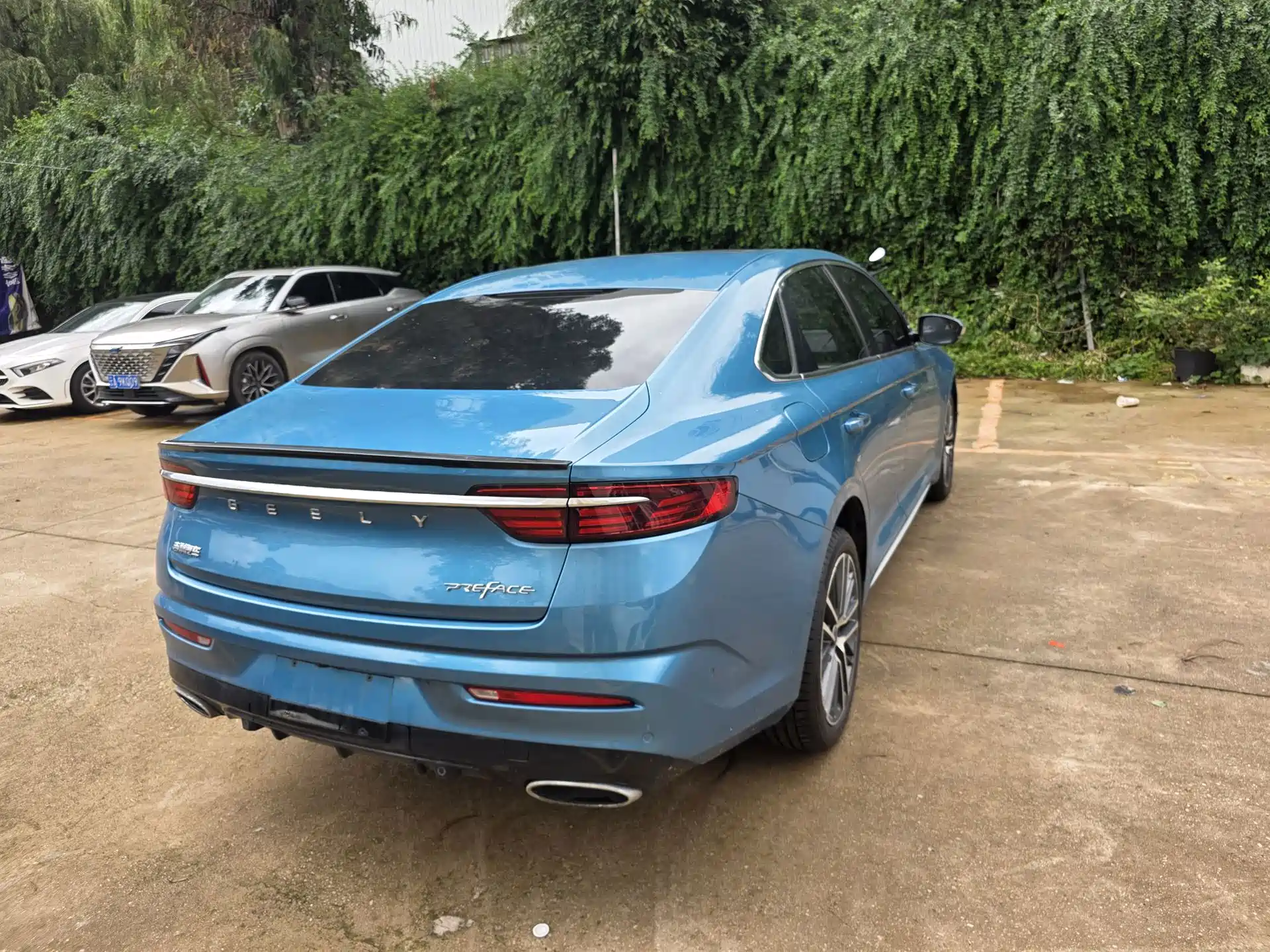 Фото 5 - Geely Preface