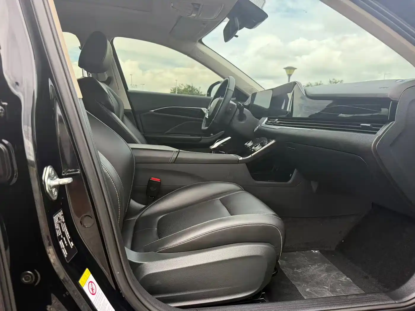 Besturn B70 2024 2023 3rd Generation 1.5T Automatic Comfort