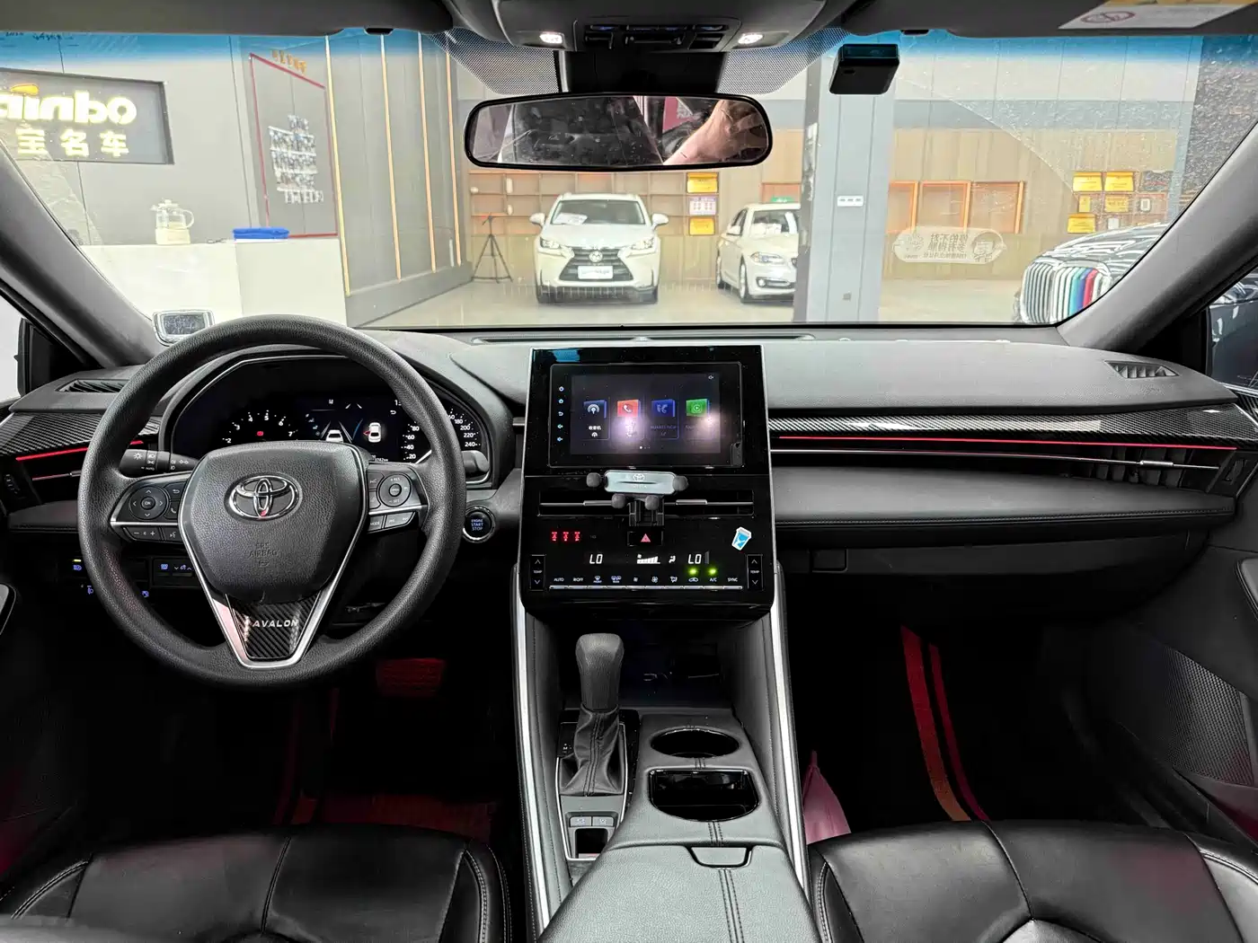 Toyota Avalon 2022 2.0L Progressive Edition фото 8