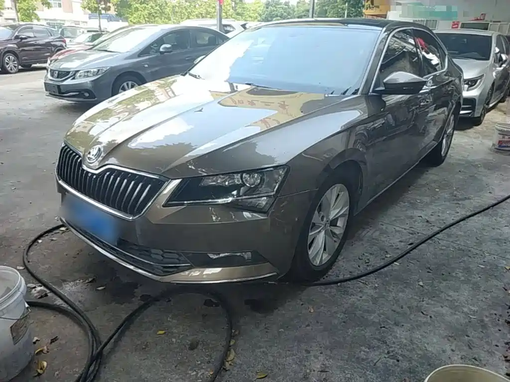 Škoda Superb 2016 — пригон из Китая