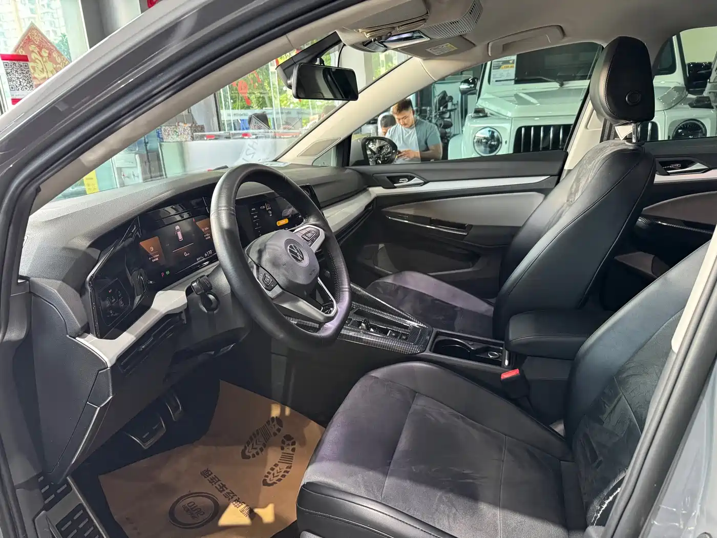 Фото 9 - Volkswagen Golf