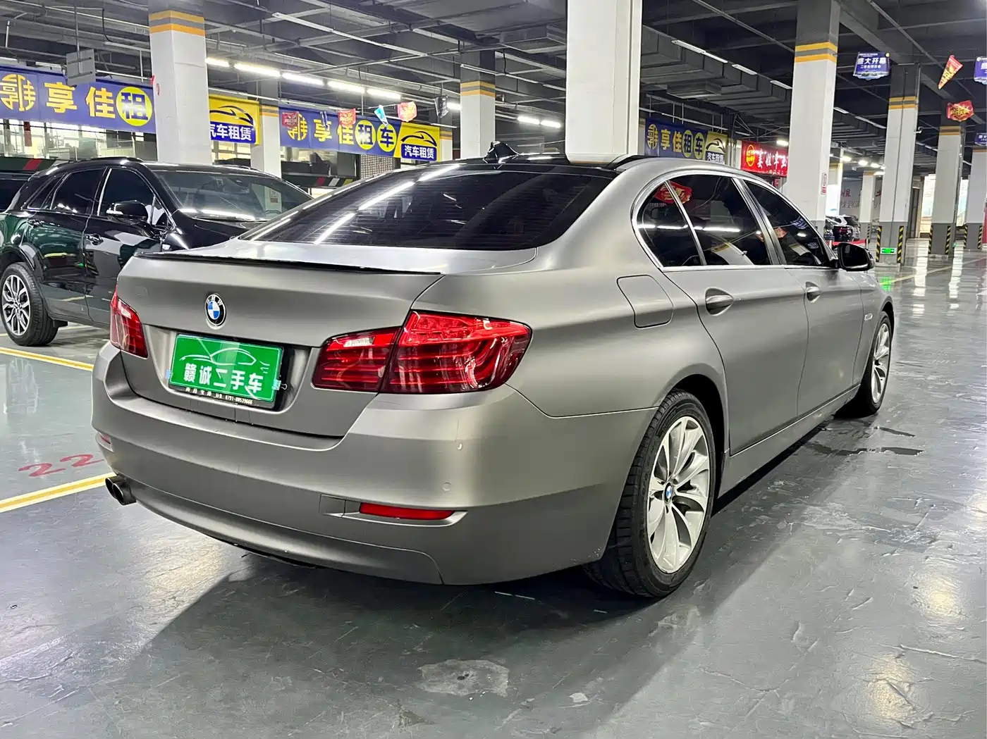 BMW 5 Series 2017 525Li Leading Edition фото 4