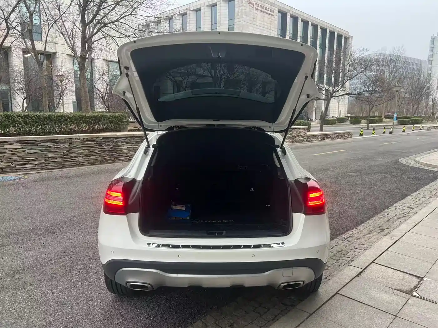Mercedes-Benz GLA 2018 GLA 200 Dynamic фото 16