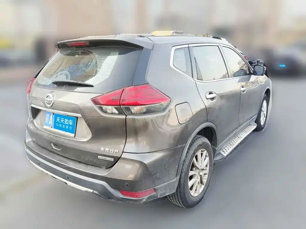 Фото 2 - Nissan X-Trail