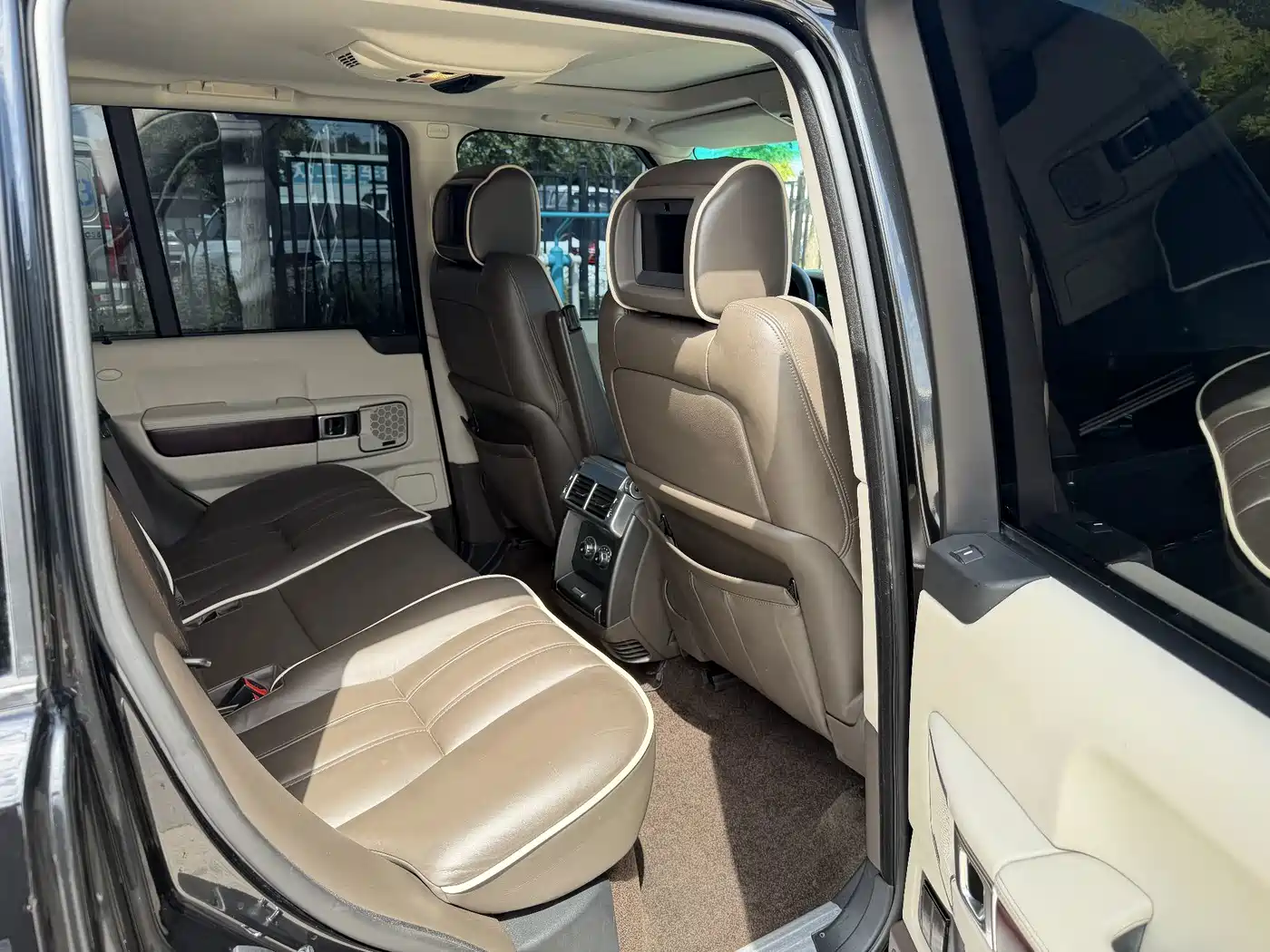 Land Rover Range Rover 2011 2011 5.0 NA V8 HSE