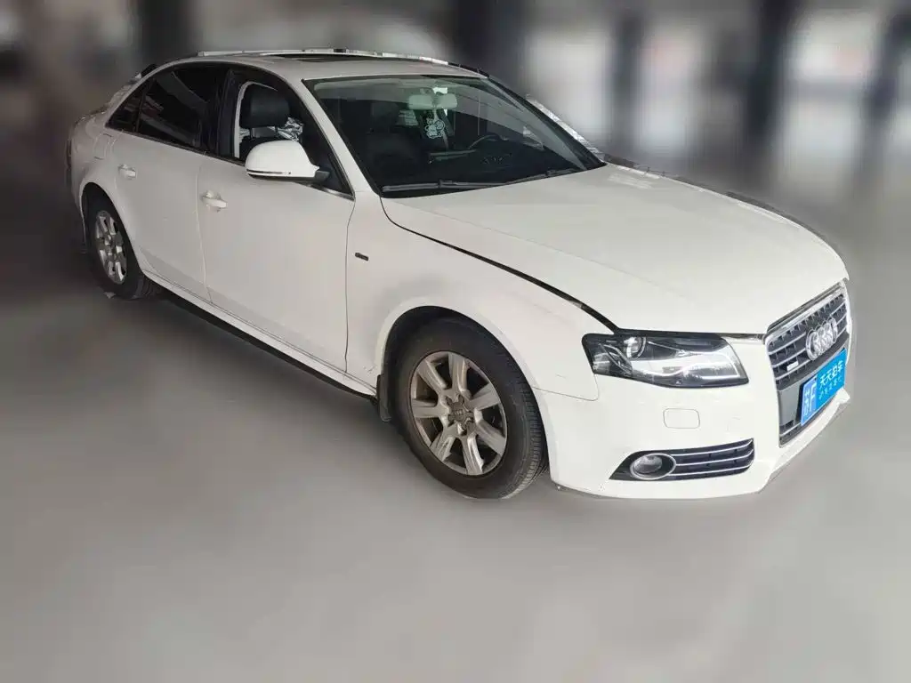 Фото 3 - Audi A4L