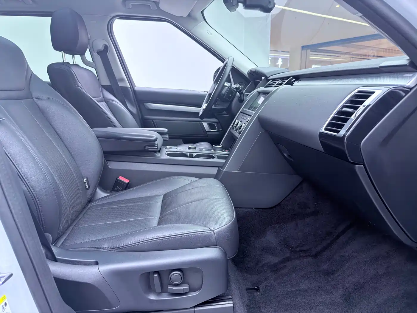 Land Rover Discovery 2020 2.0T 30th Anniversary Special Edition фото 13