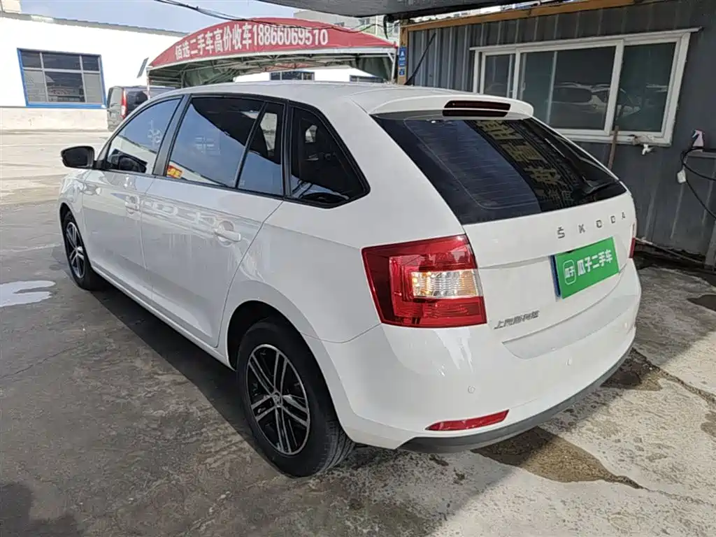 Škoda Skoda Rapid Spaceback 2019 Facelift 1.5L Automatic Standard Version China VI фото 5