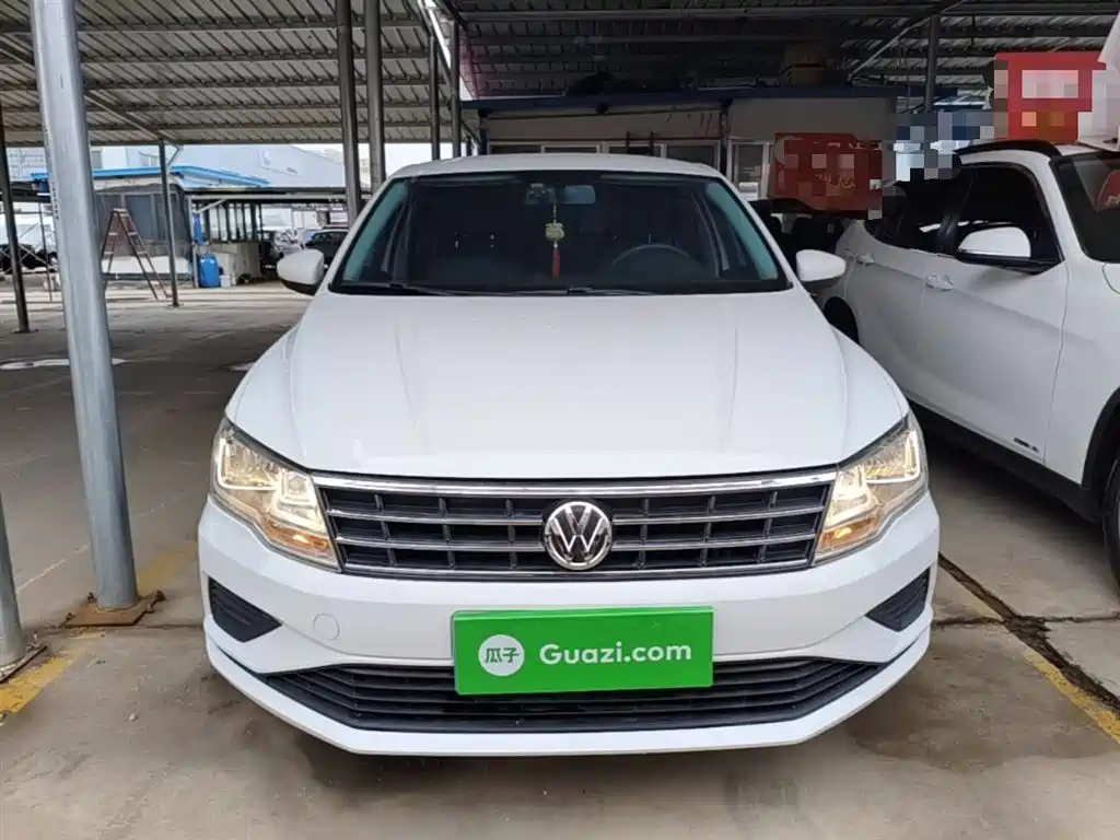 Volkswagen Jetta 2019 Dream Edition 1.4L Manual Fashion фото 3