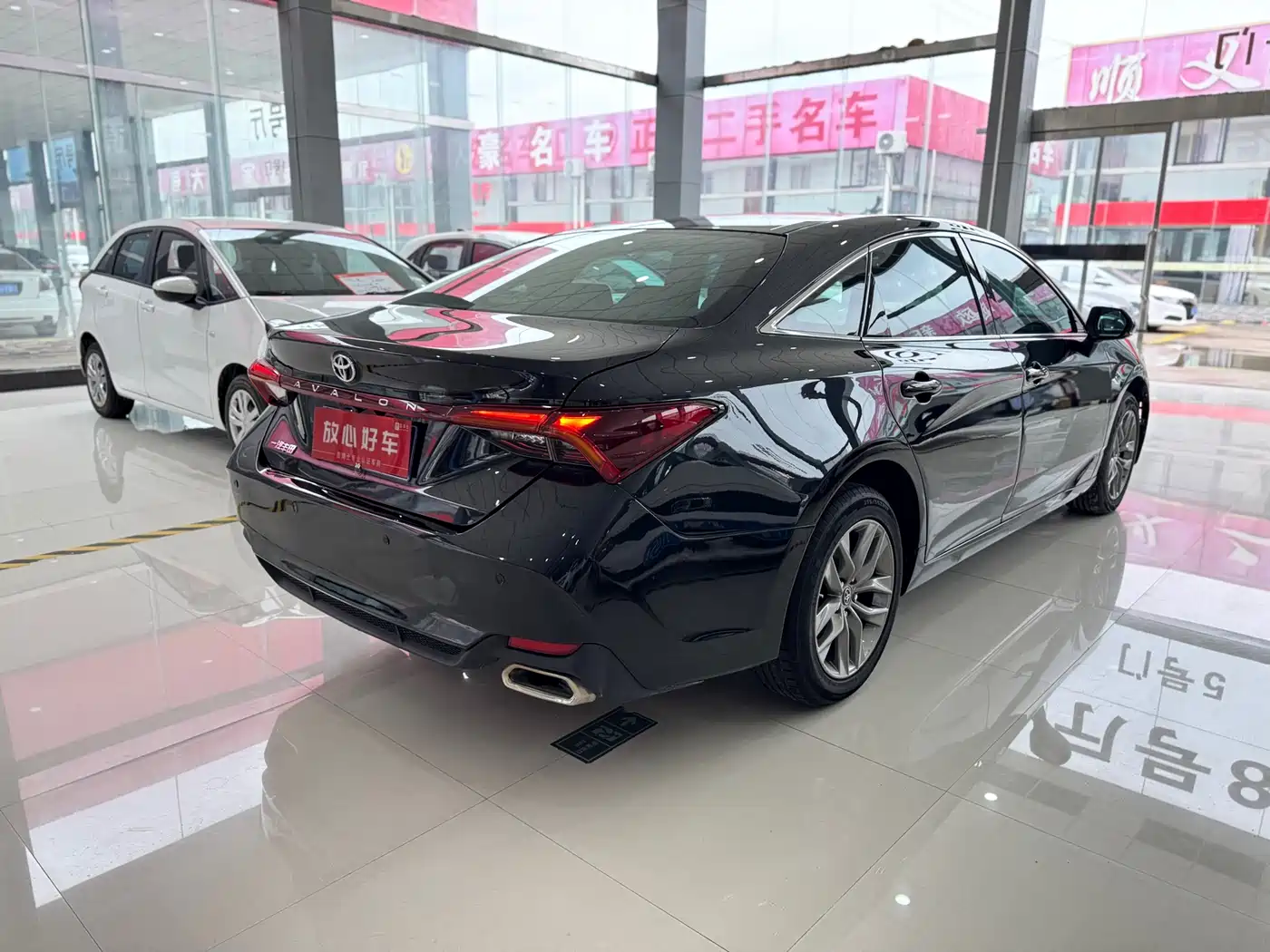 Toyota Avalon 2019 2.0L Progressive Edition (China VI) фото 4