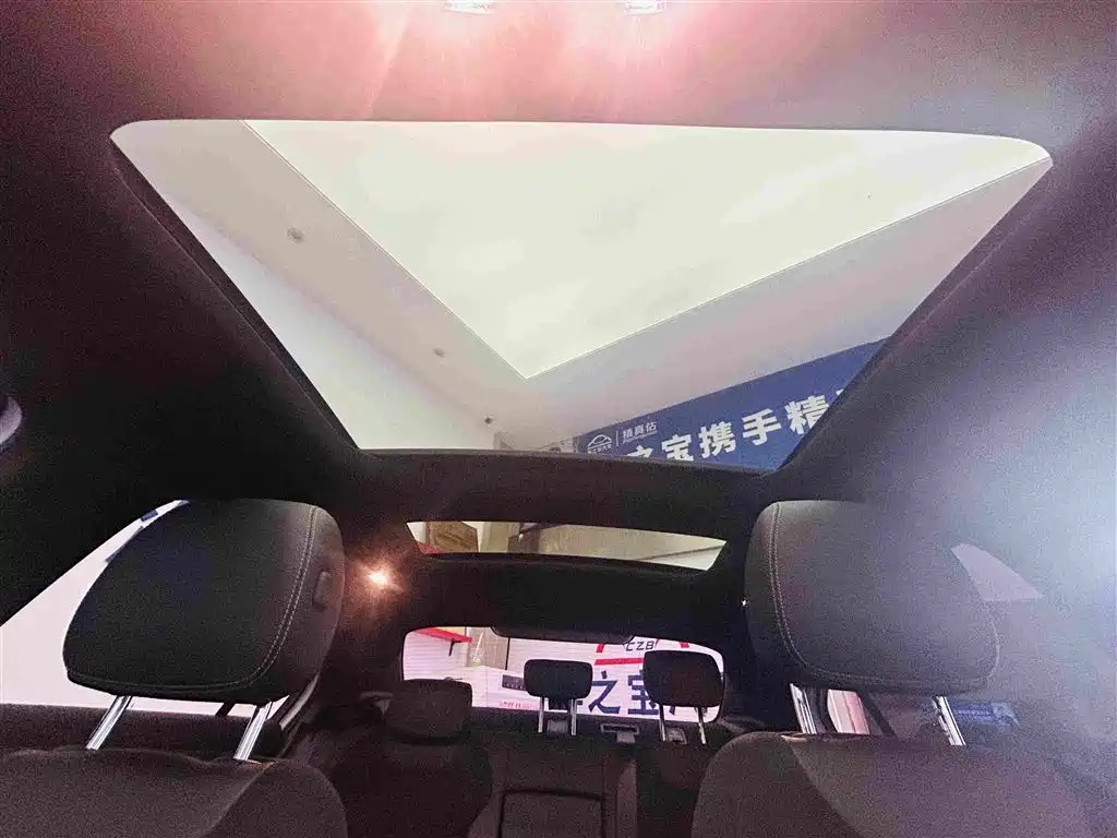 Фото 25 - Mercedes-Benz A-Class
