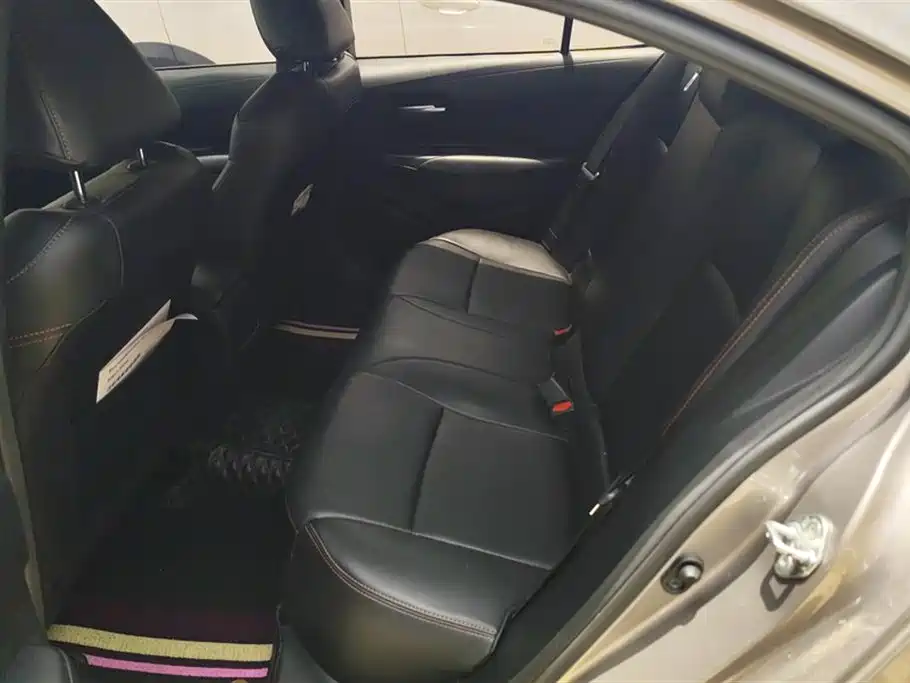 Toyota Corolla 2019 1.2T S-CVT GL Pioneer Edition фото 11