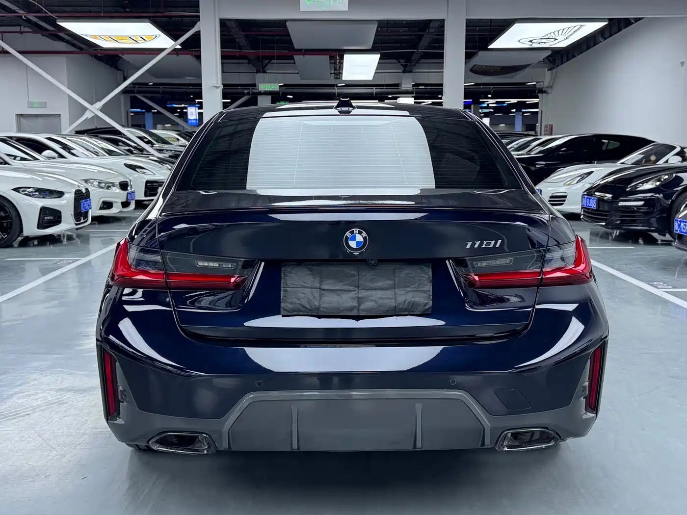 BMW 3 Series 2024 325Li M Sport Shadowline Package фото 18