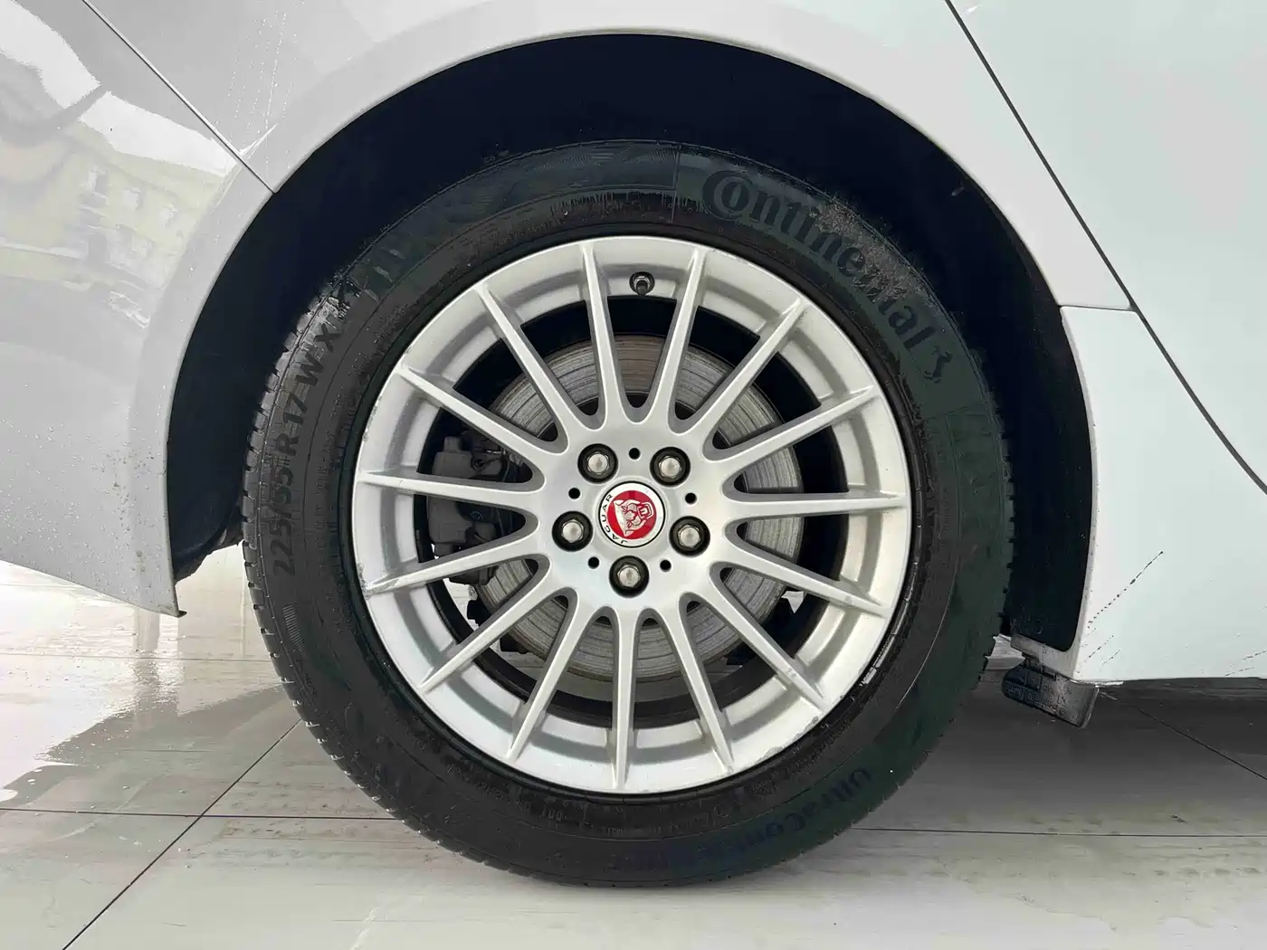 Jaguar XF 2016 2016 XF 2.0T 2WD Elegance Edition
