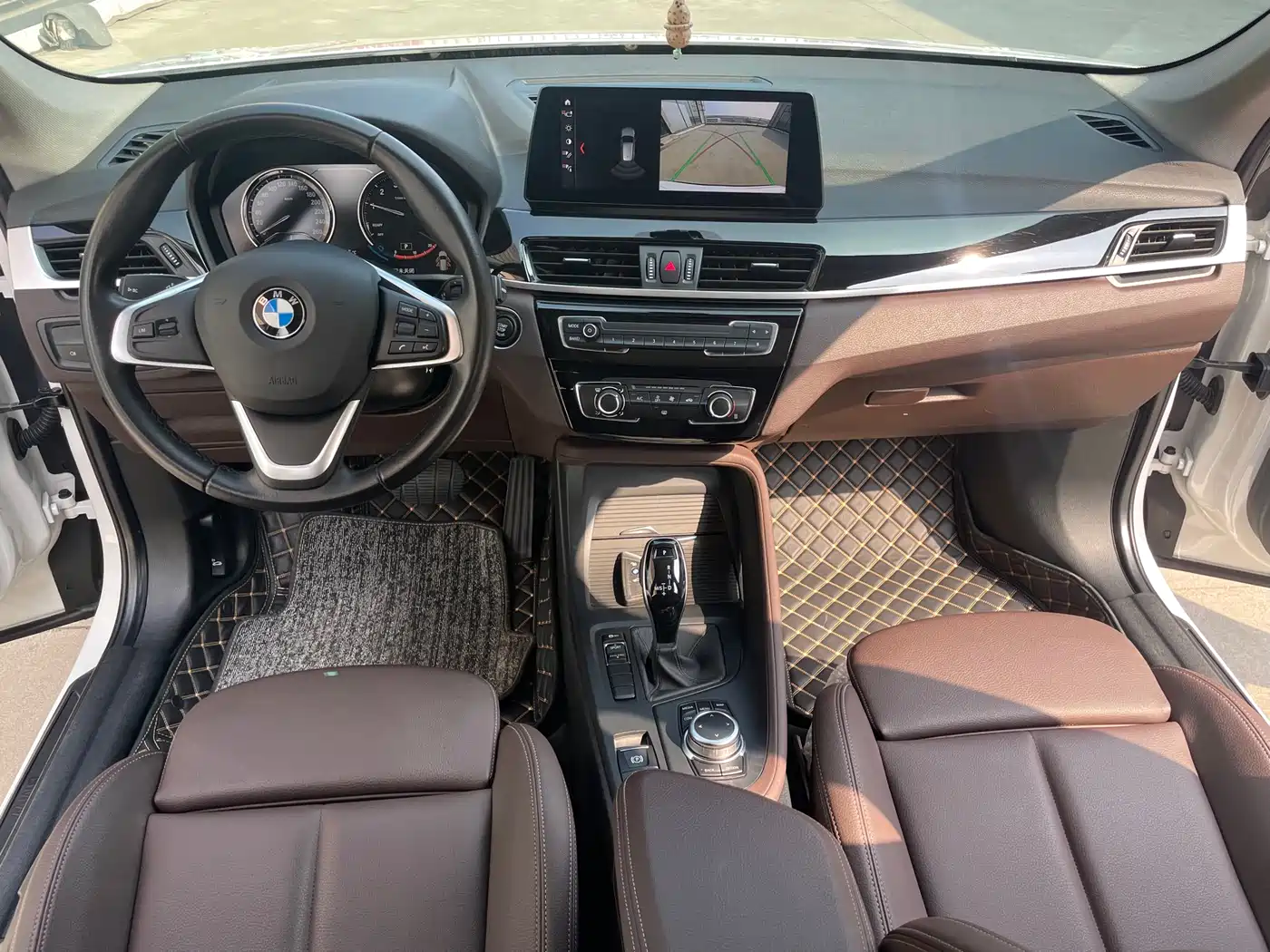 BMW X1 2022 sDrive20Li Fashion фото 14