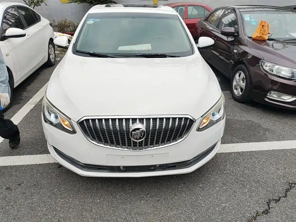 Buick Excelle 2017 15N Automatic Elite фото 3