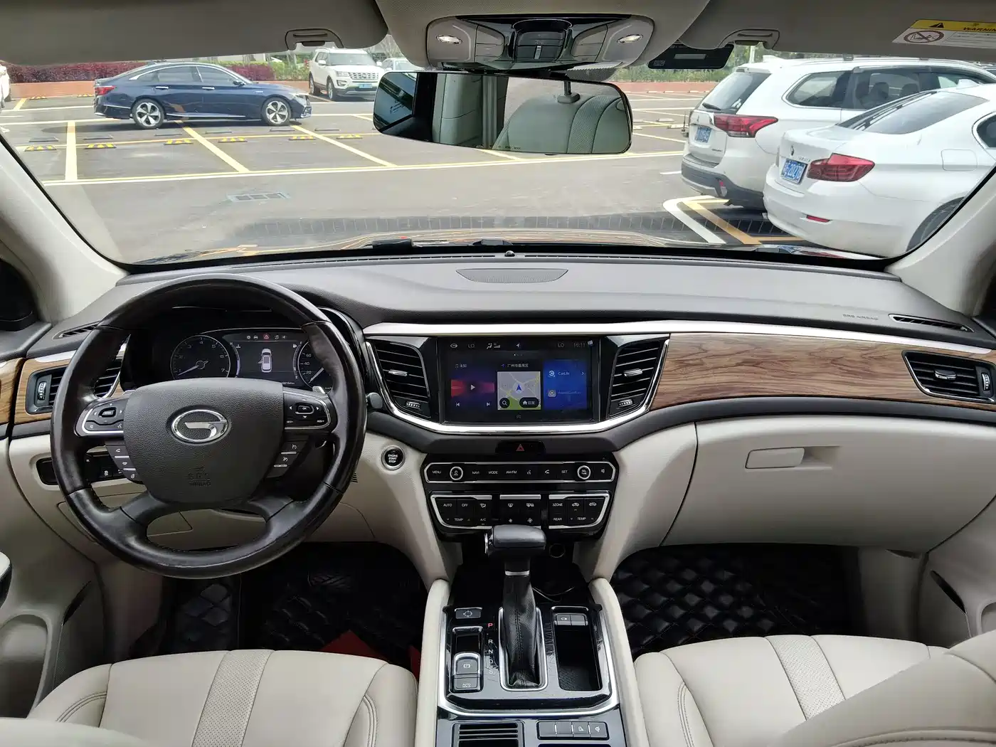 GAC Trumpchi Trumpchi GS8 2017 2017 320T 2WD Luxury Smart Connect (7-seater)
