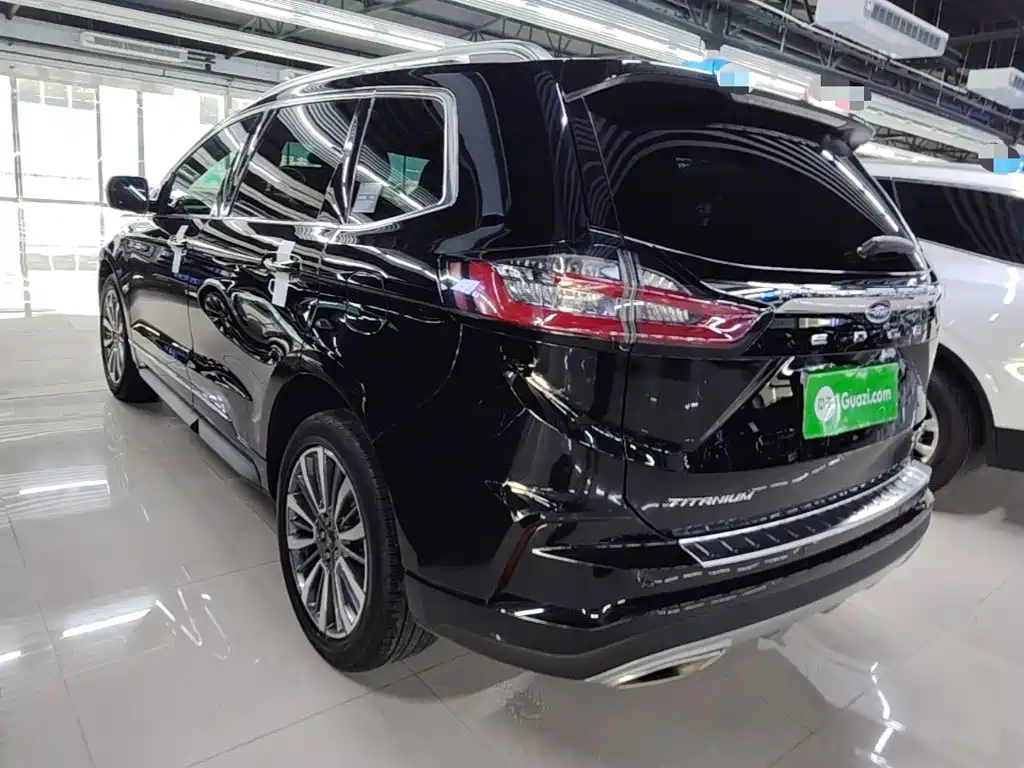 Ford Edge 2023 2021 Facelift PLUS EcoBoost 245 FWD Luxury 7-Seater