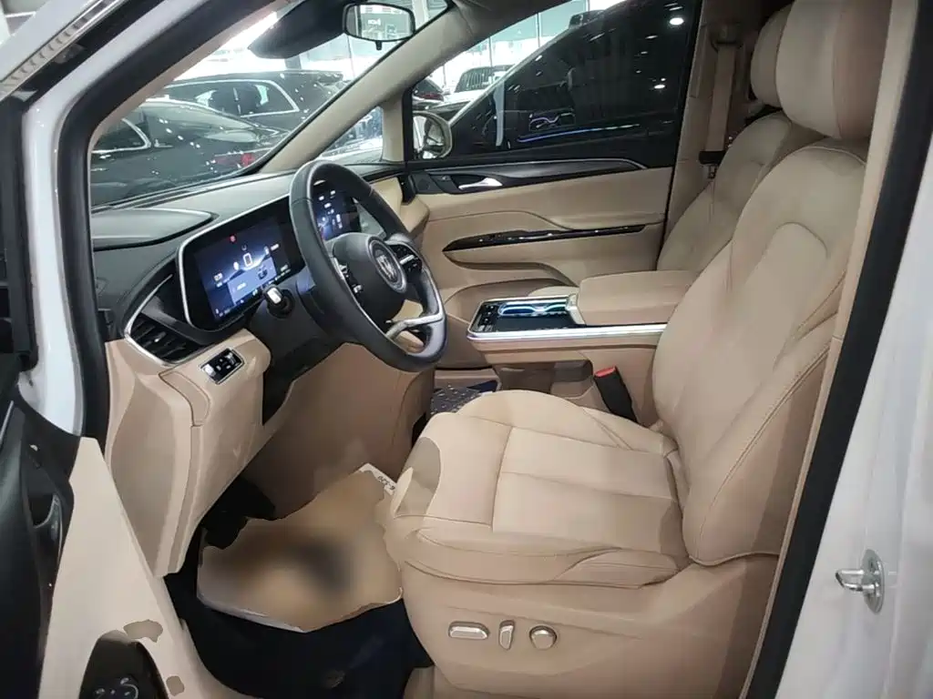 Buick GL8 New Energy 2025 2025 Landlux Smart Edition 7-seater