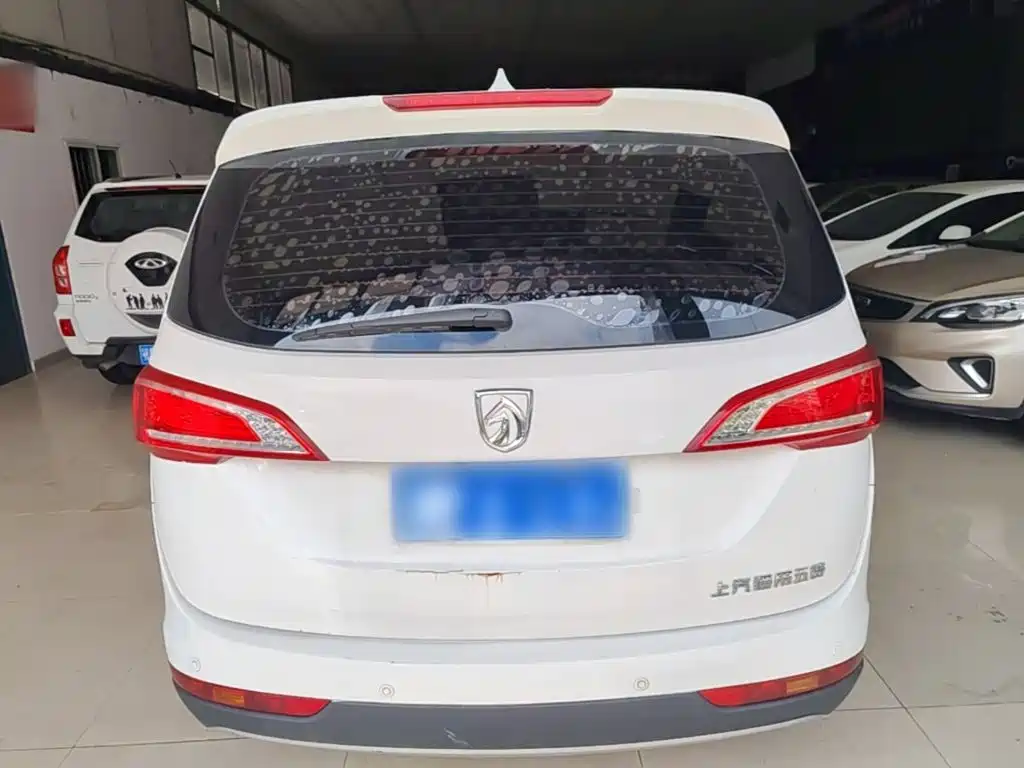Фото 6 - Baojun 730