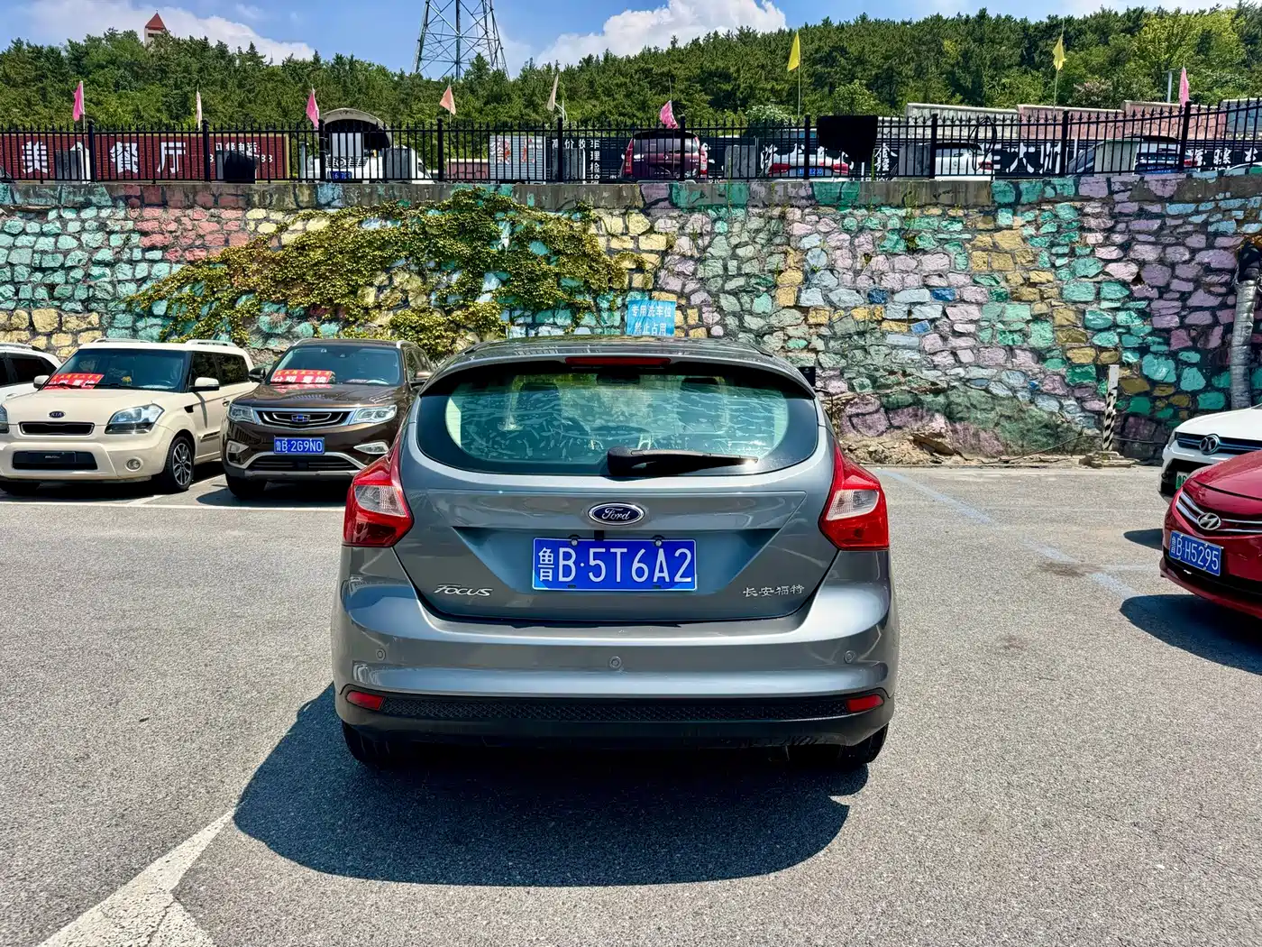 Фото 8 - Ford Focus