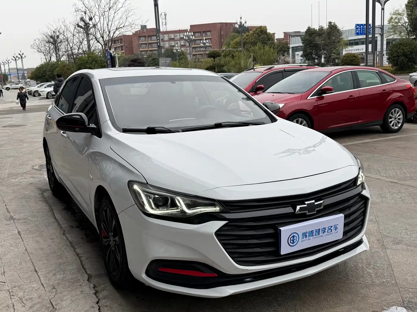 Chevrolet Monza 2019 Redline 320T DCT Joy Edition China VI фото 3