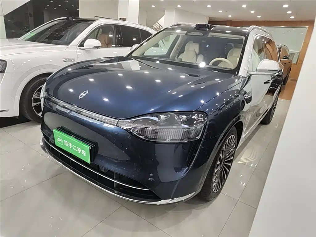AITO Wenjie AITO M9 2025 Extended Range Ultra 52kWh 6-Seater фото 2